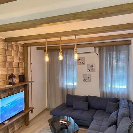 Nessi Apartment Pristina Extérieur photo