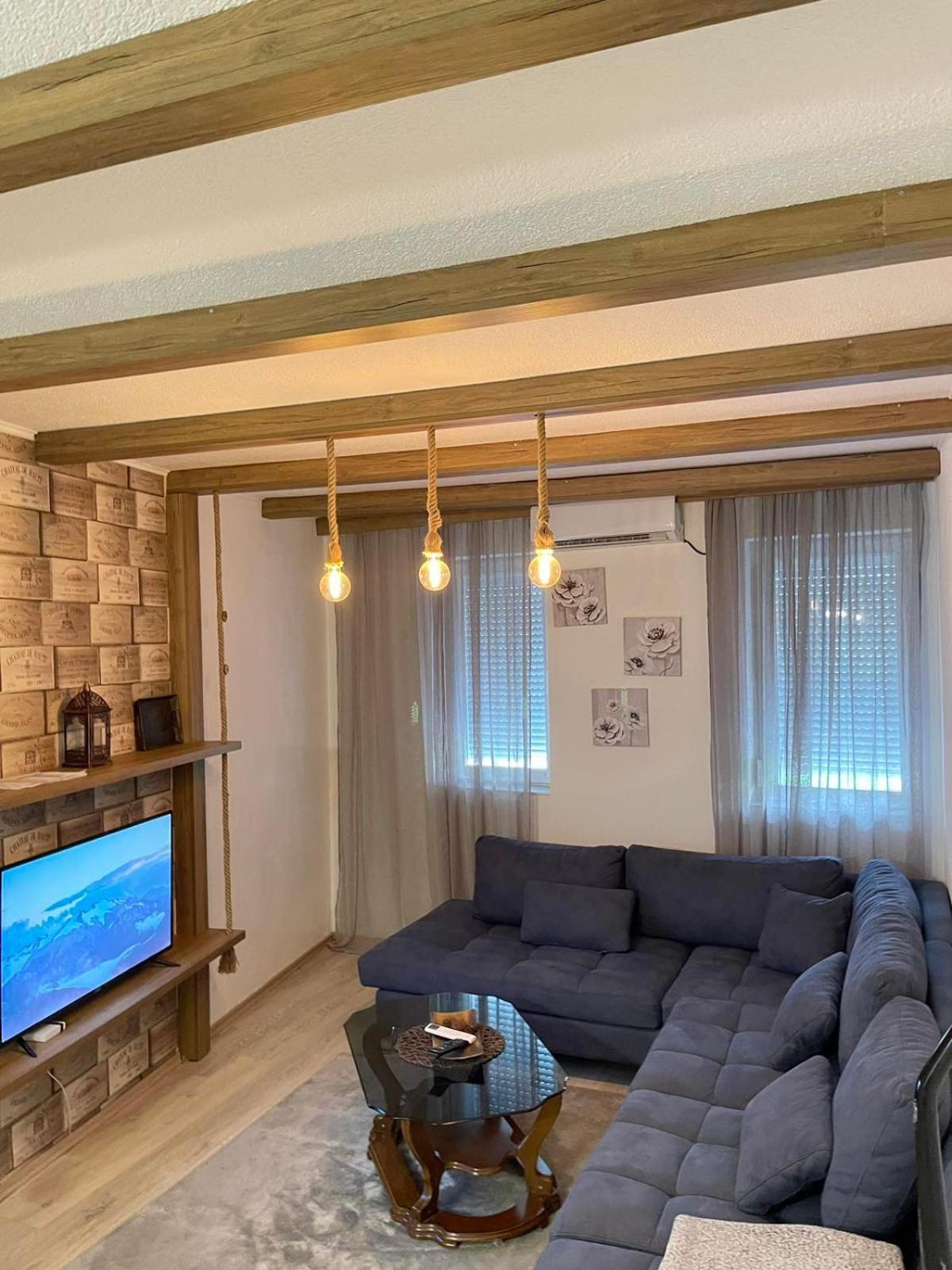 Nessi Apartment Pristina Extérieur photo