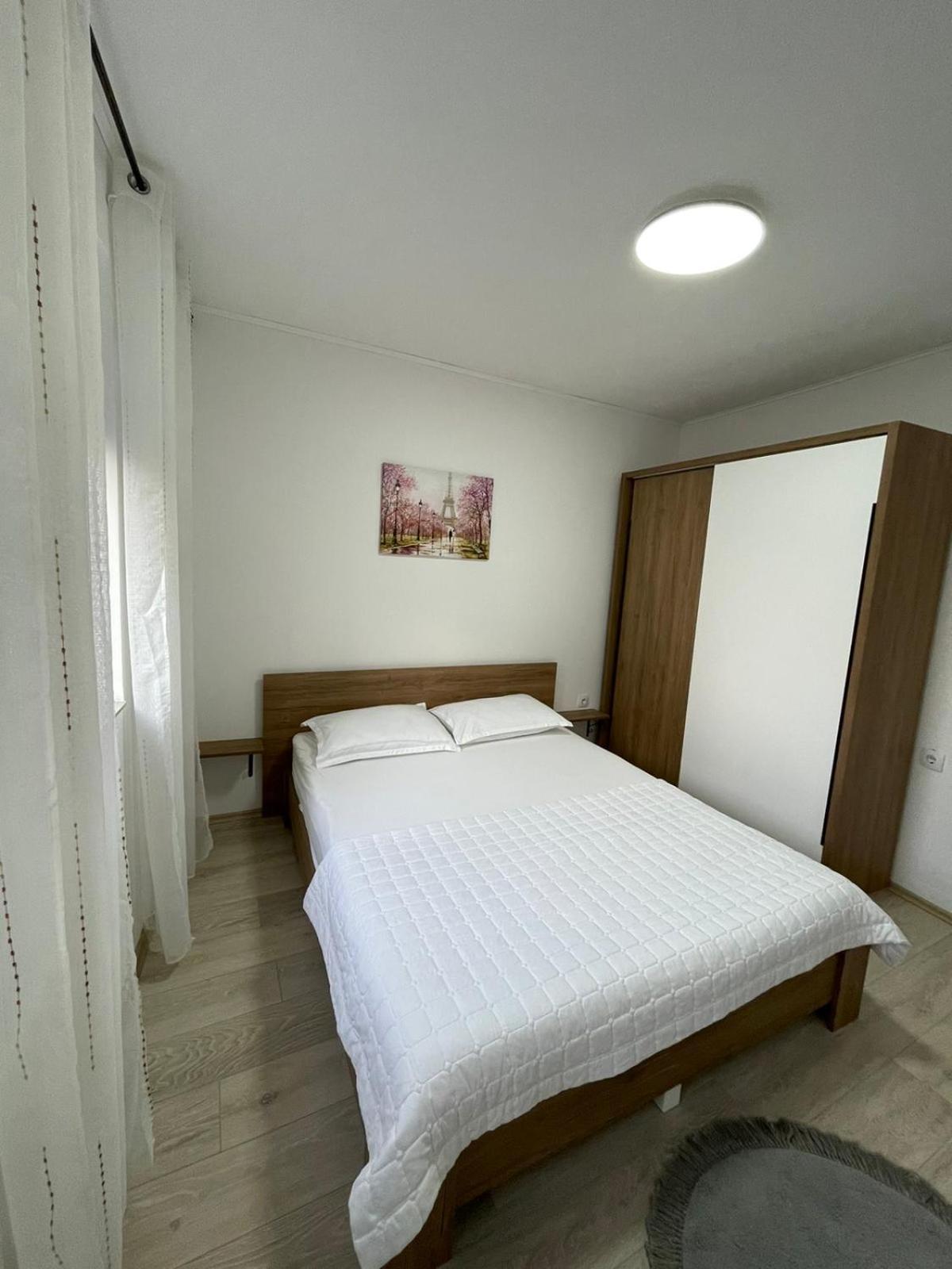 Nessi Apartment Pristina Extérieur photo